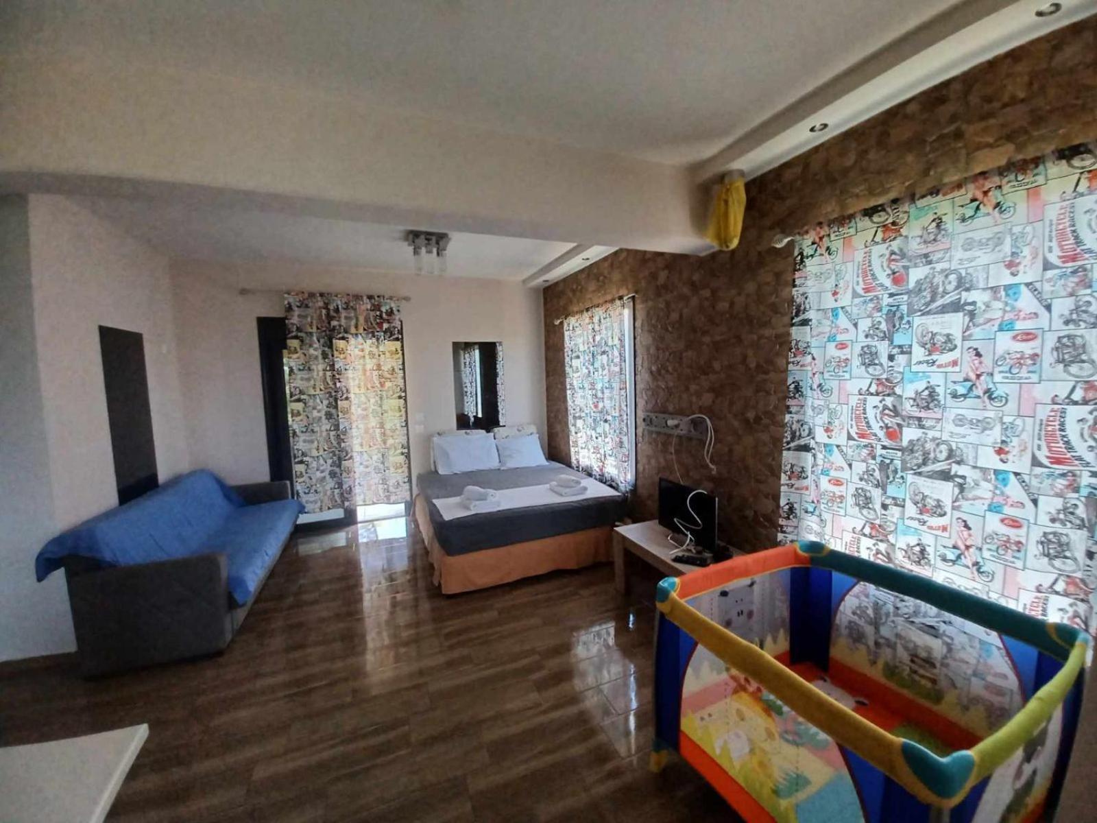 Mak Home Luxury Apartments นาฟปาคตอส ภายนอก รูปภาพ