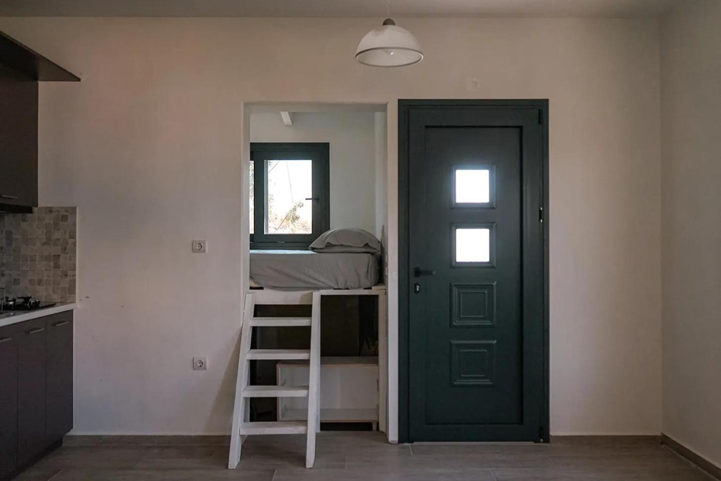Mak Home Luxury Apartments นาฟปาคตอส ภายนอก รูปภาพ